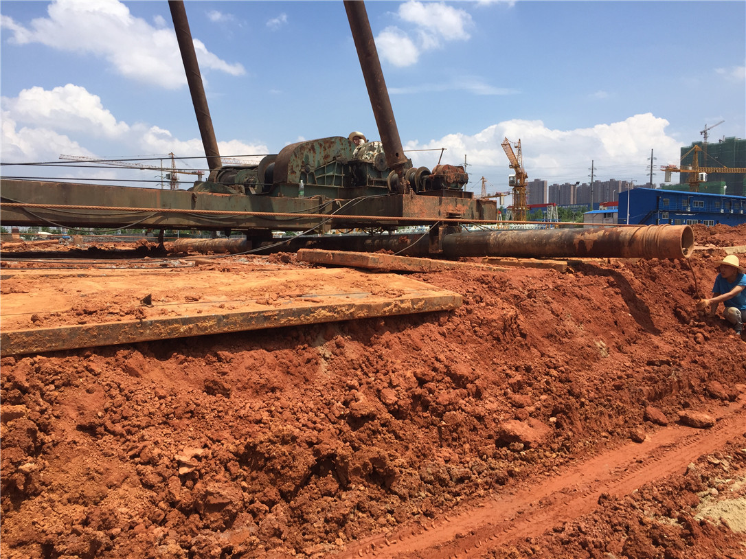 長(zhǎng)沙億國(guó)工程機(jī)械設(shè)備 專注路基板鋪路鋼板路基箱出租租賃服