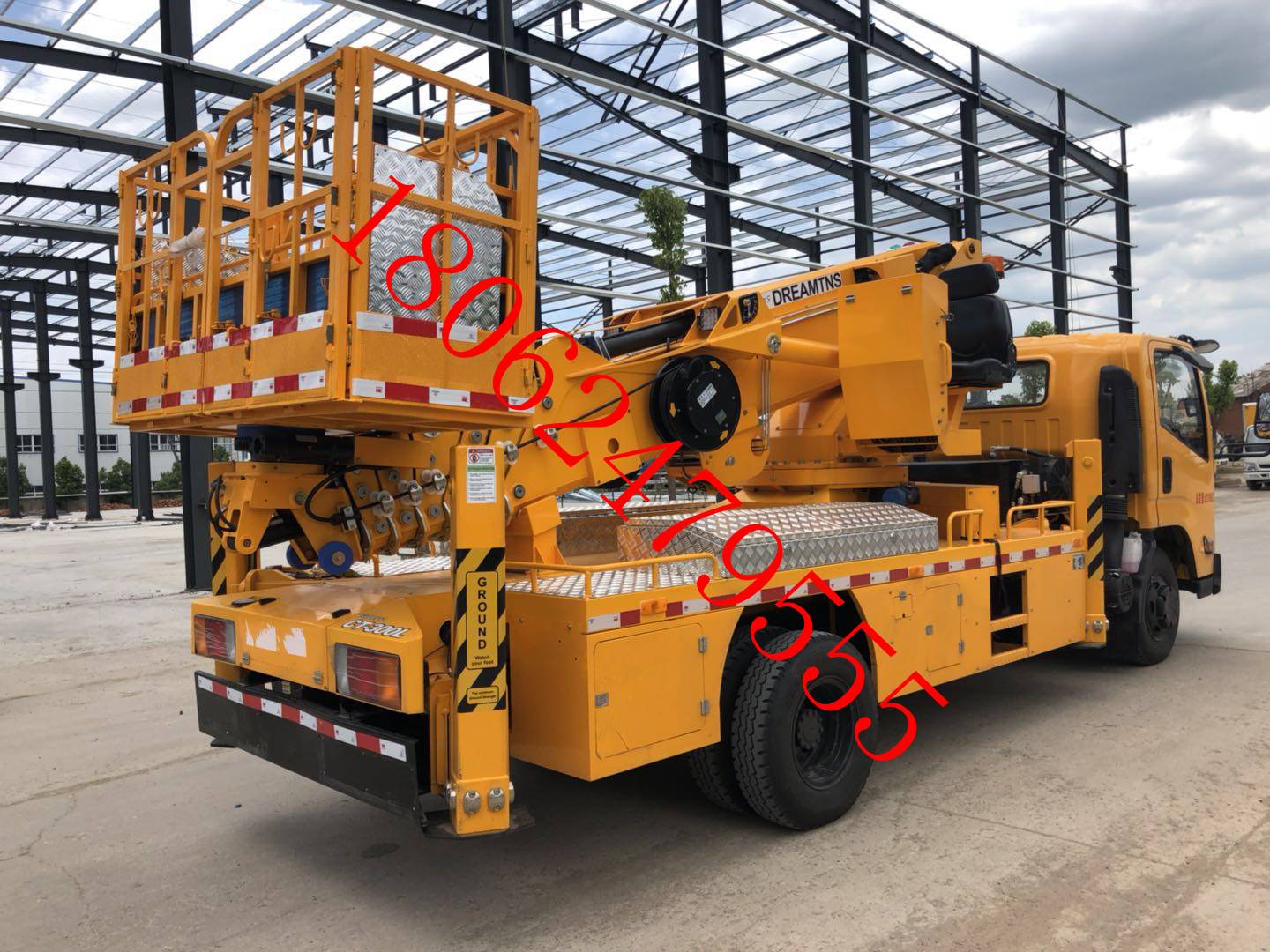 直臂式高空作業(yè)車租賃_專業(yè)工程機械設備租賃平臺_匯租平臺